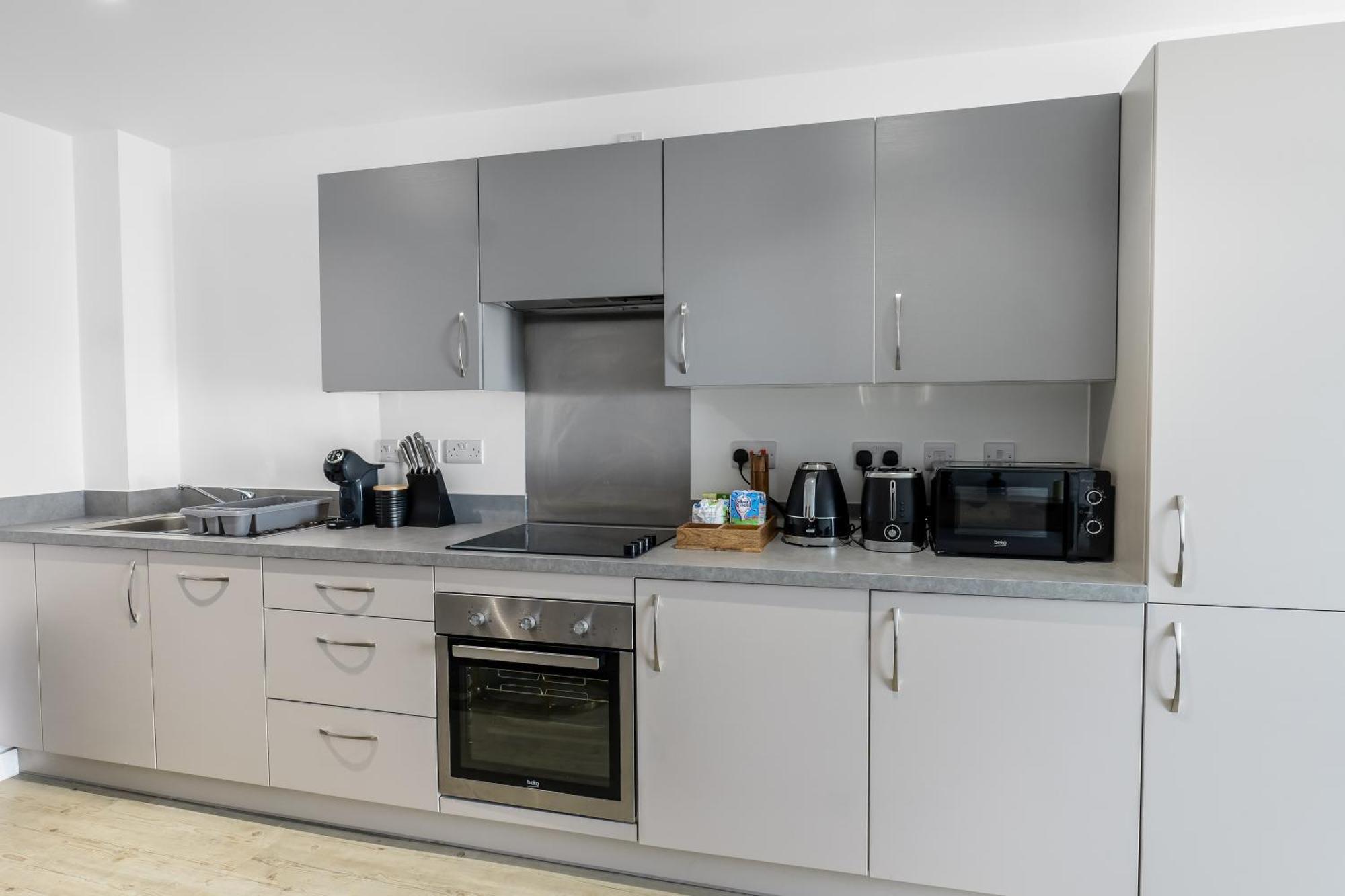 High Rise 2 Bedroom & 2 Bath Apartment With Parking, Balcony & Amazing View แมนเชสเตอร์ ภายนอก รูปภาพ